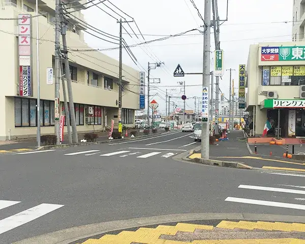 十字路を右折